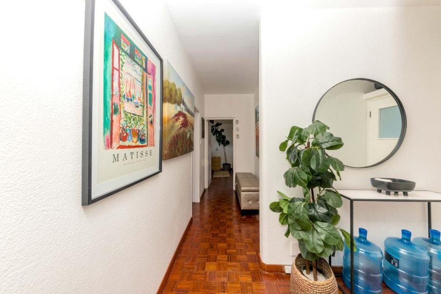 To Let 2 Bedroom Property for Rent in Sea Point Western Cape